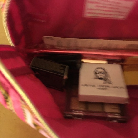 9pc Makeup Bundle Bronzer Eye Shadows Lip balm Concealer Brush Lip Oil Bag etc - Picture 11 of 12